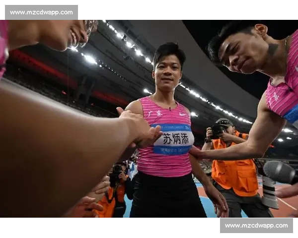 以首冠为起点开启辉煌征程,探索体育历史上的经典瞬间与传奇人物